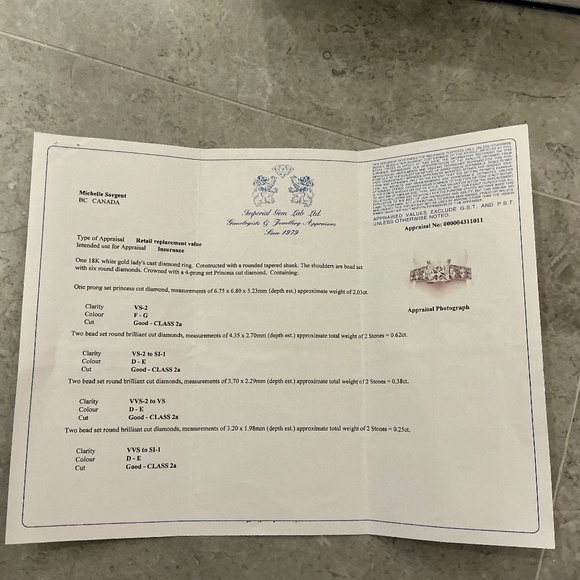 Engagement t ring comes with the original setting and the one I had it changed t - Picture 5 of 6